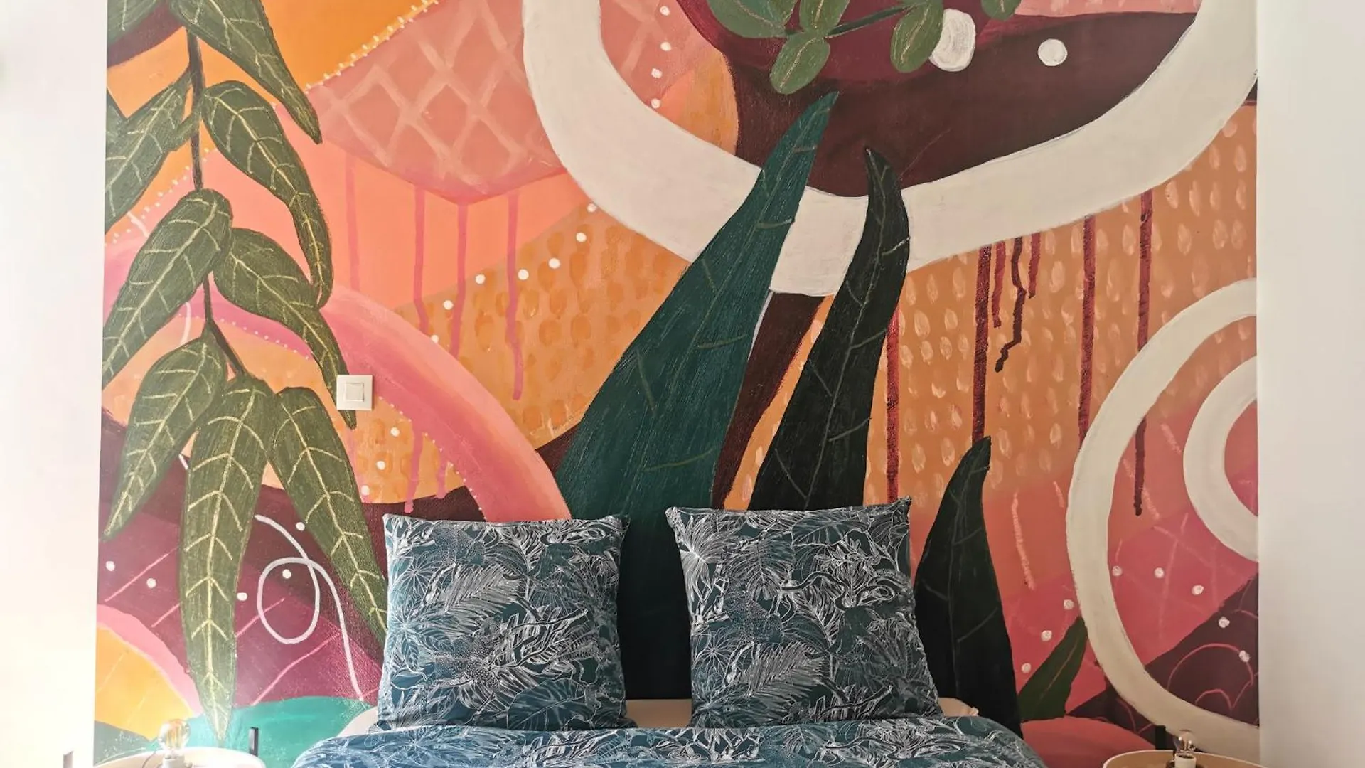 Апартаменты Bright Loft In Montmartre Париж 0*,  Франция
