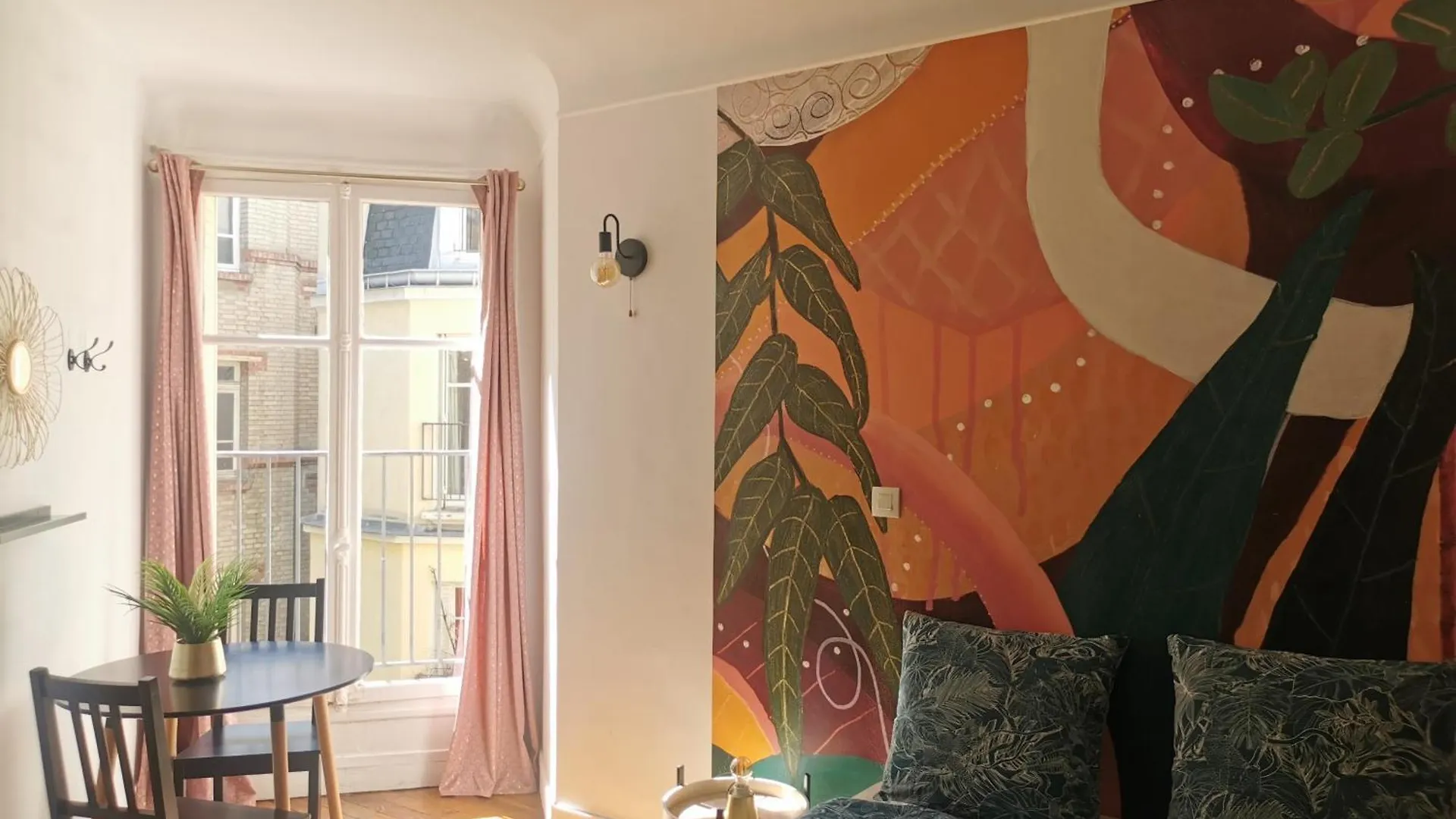 Bright Loft In Montmartre Apartment Paris France
